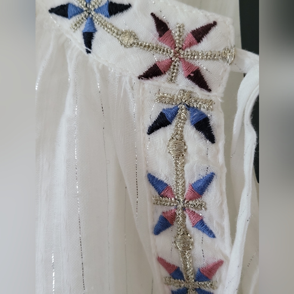 Embroidered Tunic - Picture 3 of 3